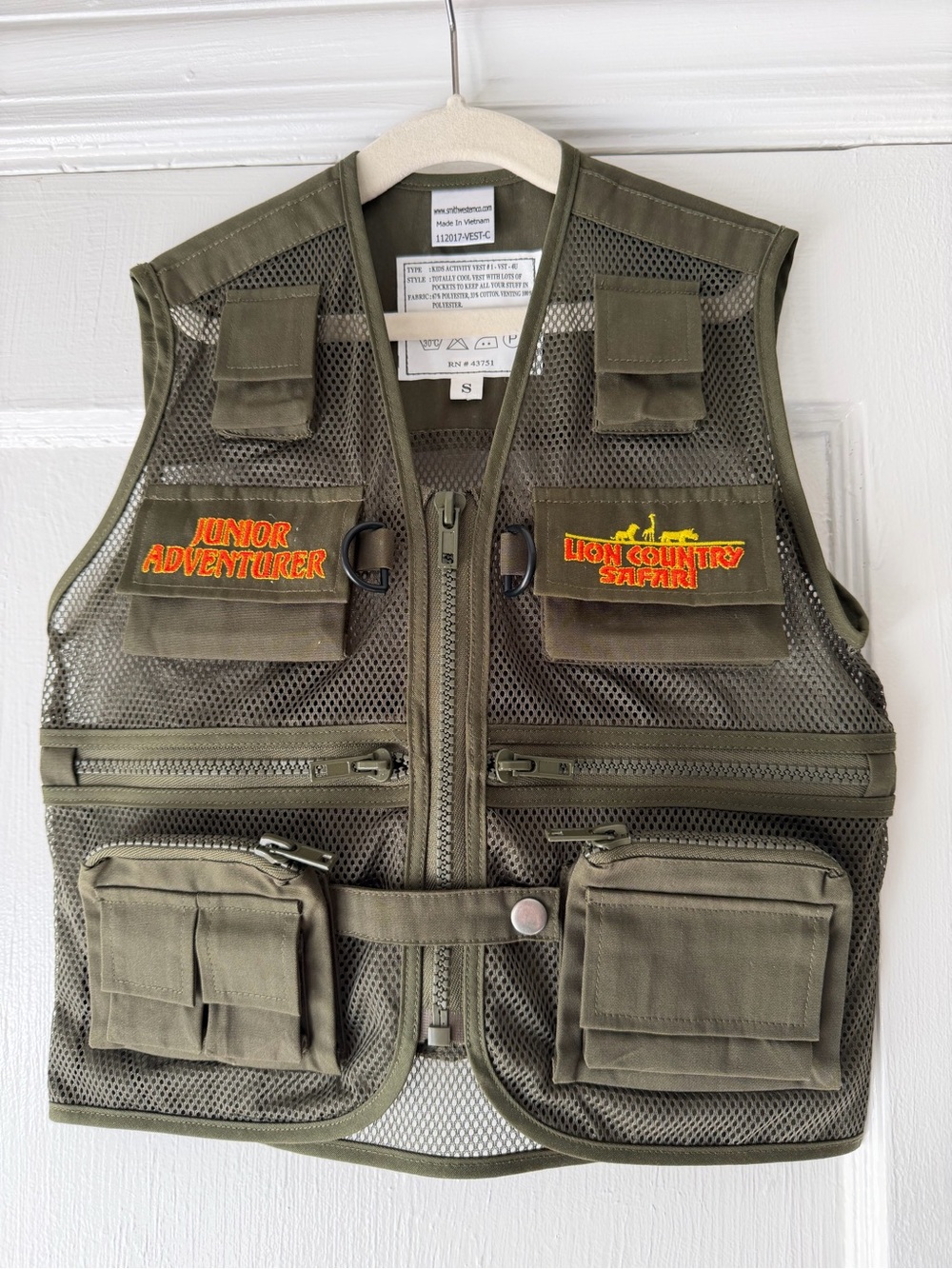 NWOT Junior Adventurer Olive Mesh Safari Play  Vest - Kids size small